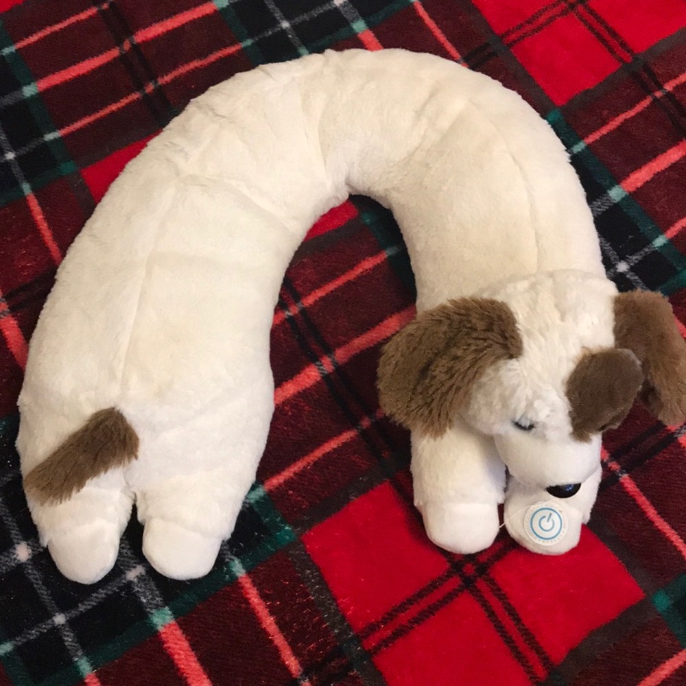 A Dog Head Rester